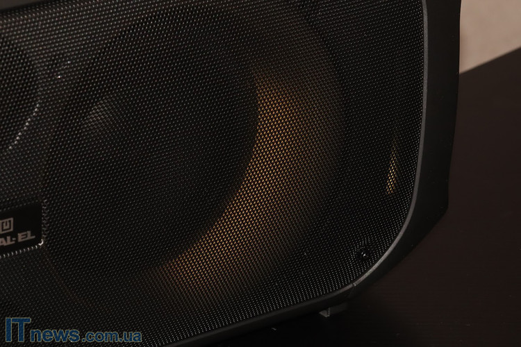 REAL-EL_X-795_portable_acoustics